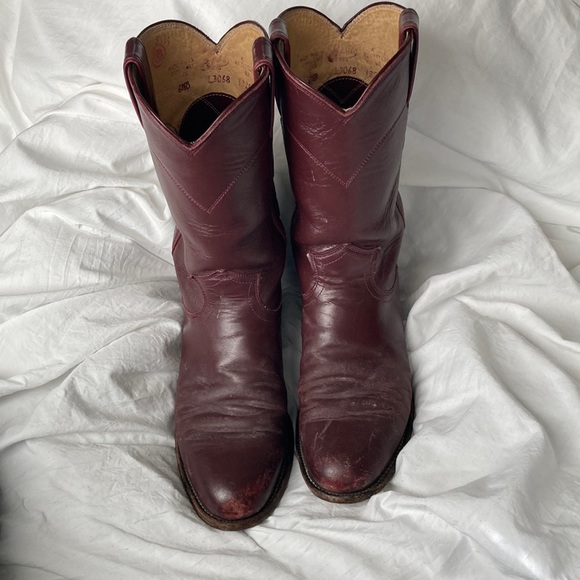 Burgundy Vintage Justin Cowboy Boots - Picture 1 of 13